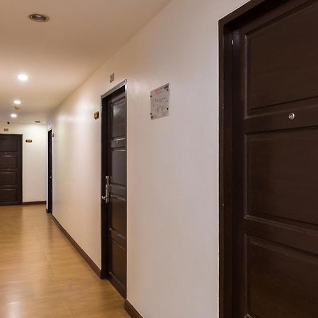 24@Home Hotel Нонтхабури Экстерьер фото